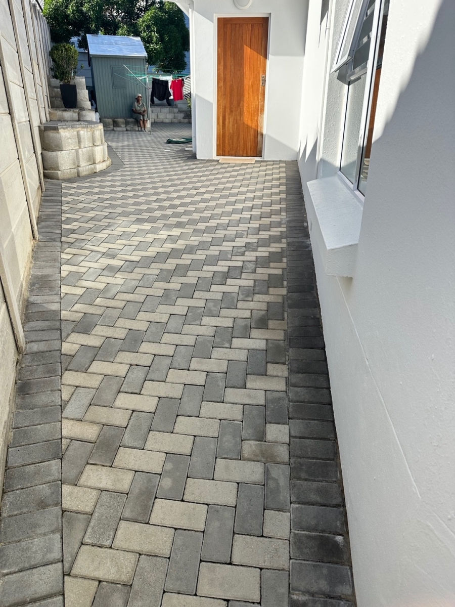 5 Bedroom Property for Sale in Dana Bay Western Cape